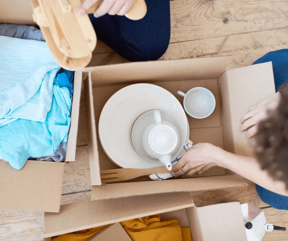 Packing Kitchen items